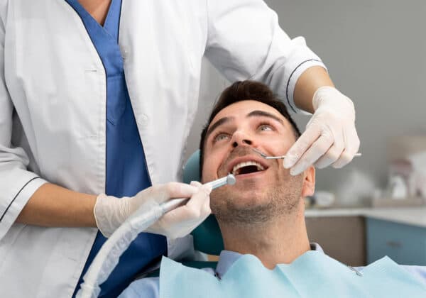 Wizyty higienizacyjne — Pitshanger Clinic